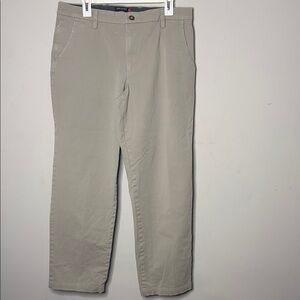 Dockers Men's Tan Chino Pants